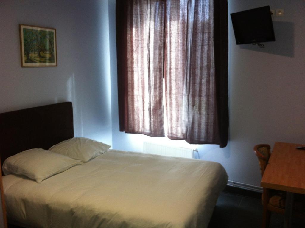 Hotel Moderne Нантерр Номер фото